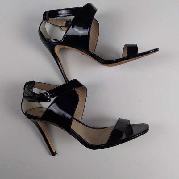 David Charles black patent stilettos size 8 - Picture 6 of 8